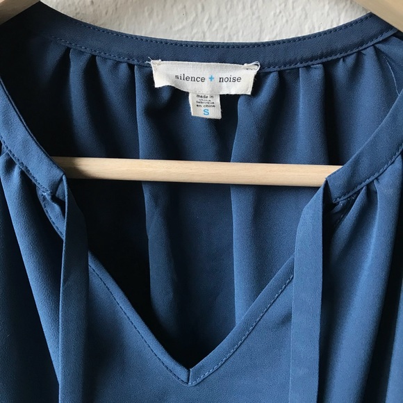 UO Silence & Noise Blue Black Dress - Picture 3 of 8